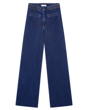 Maison Hotel    Jeans