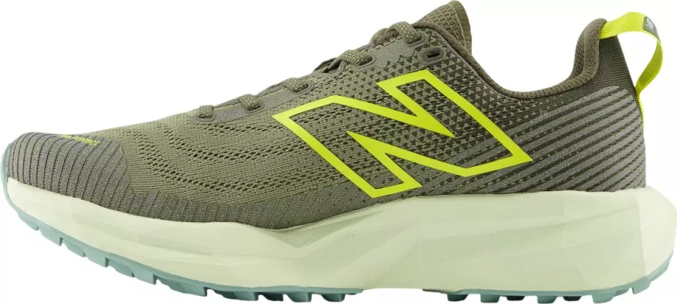 Trail schoenen New Balance FuelCell Venym